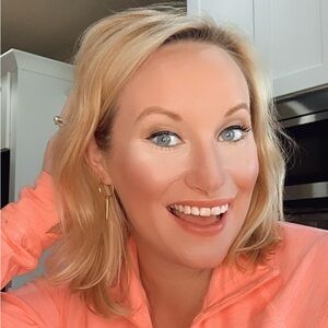 Meet your Posher, McKenzie